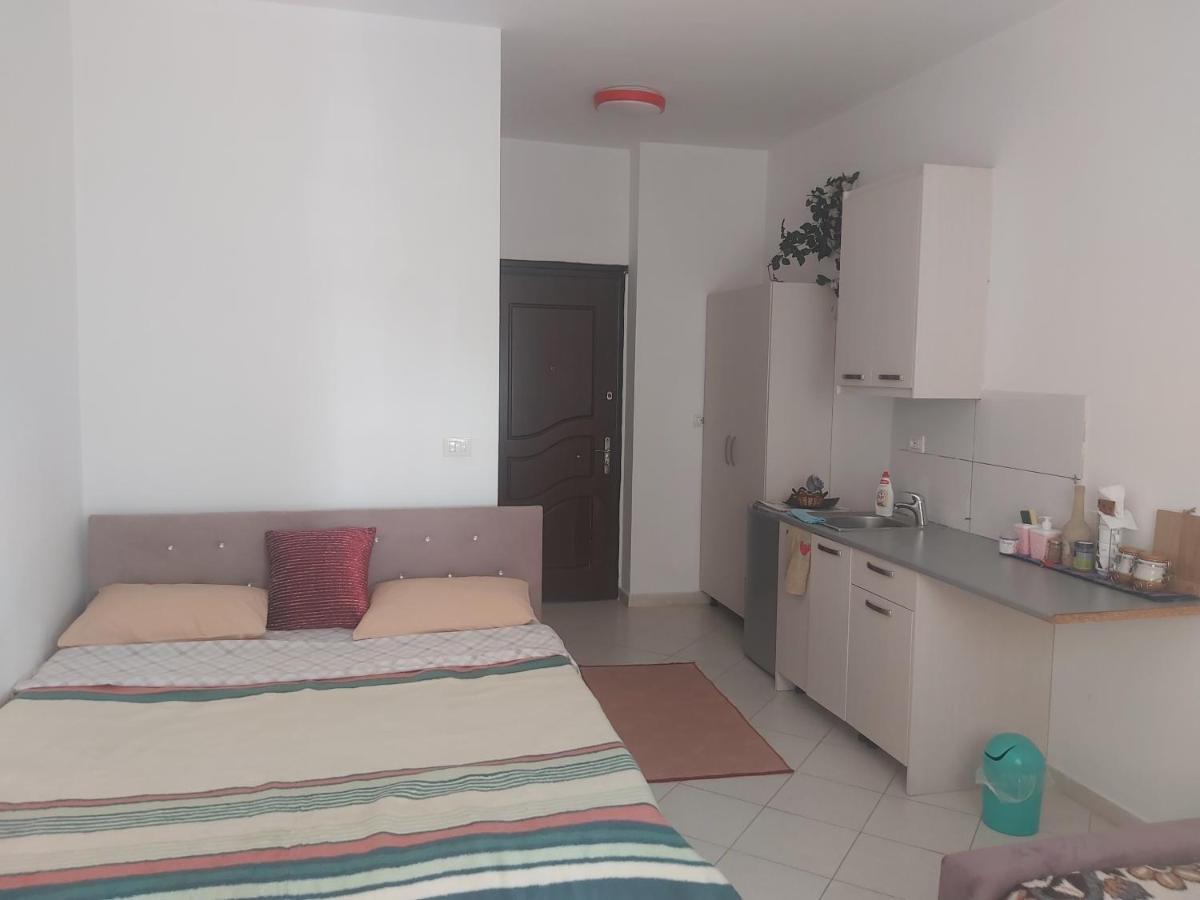 Mona'S Apartments 1 Saranda Extérieur photo